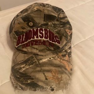 ❗CLOSET CLOSING ❗distressed bloomsburg university baseball hat